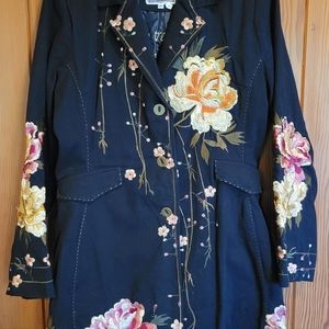 Paparazzi embroidered jacket